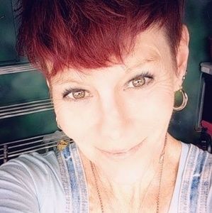 Meet your Posher, Shirley